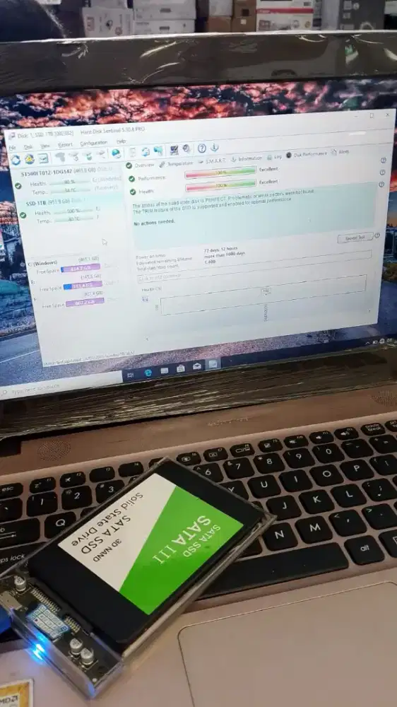 Dijual SSD sata 11tb/1000GB Merk WD sentinel 100% 100% siap pasang COD