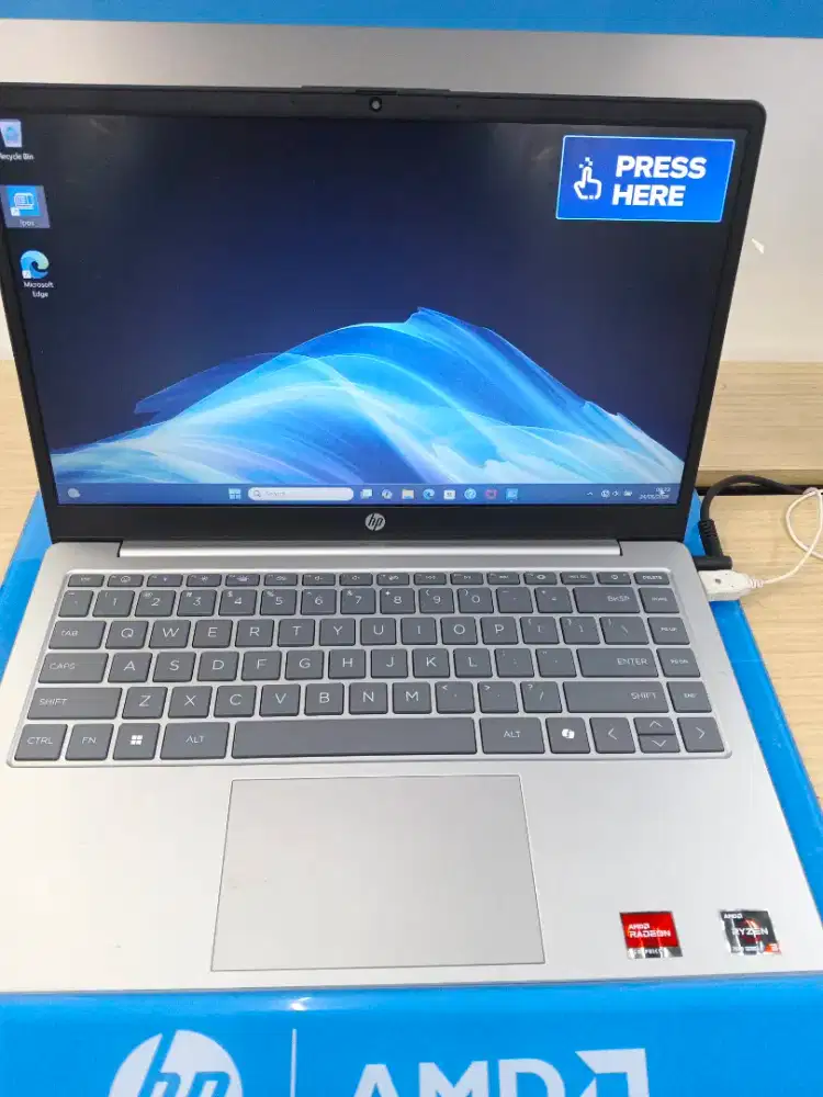 LEPTOP HP RYZEN 3