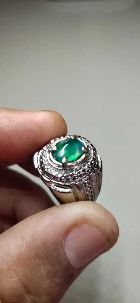 (WAJIB Transaksi Offline , Hrg Net)ZamCol Dim 8X5,5mmX3Cts Vivid Green