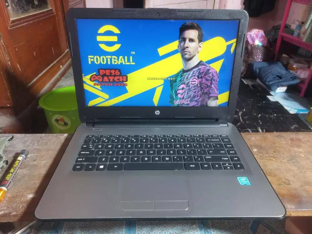 HP 14 intel RAM 8 GB SSD+HDD FULLGAMES