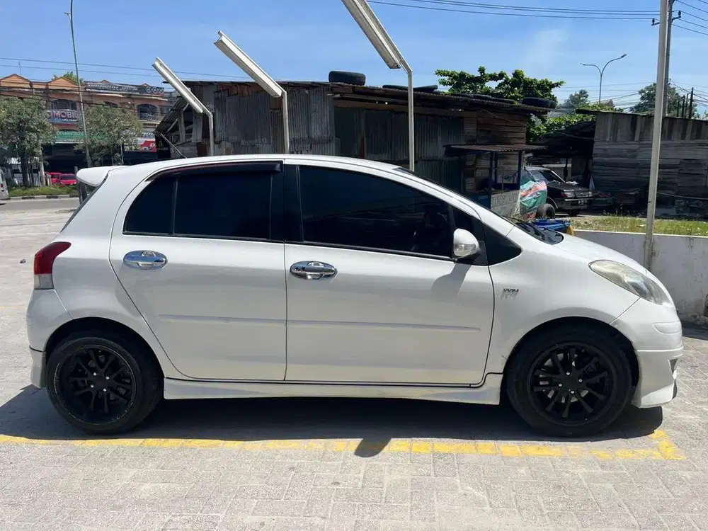 Toyota yaris matic