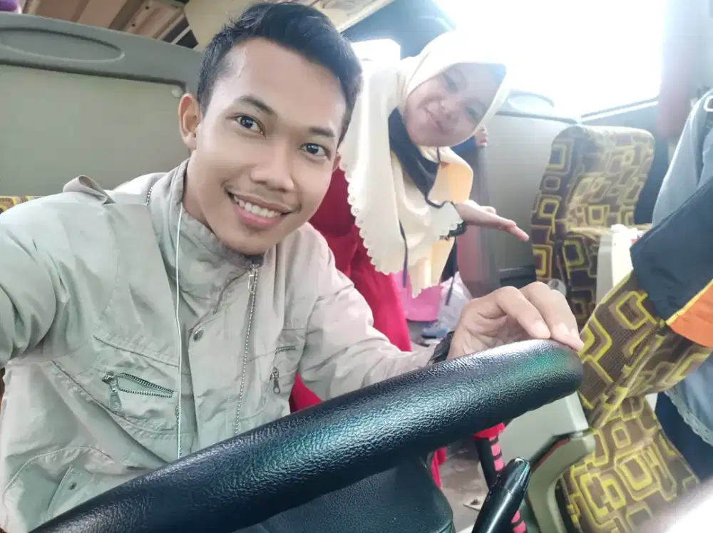 Mencari pekerjaan sebagai DRIVER