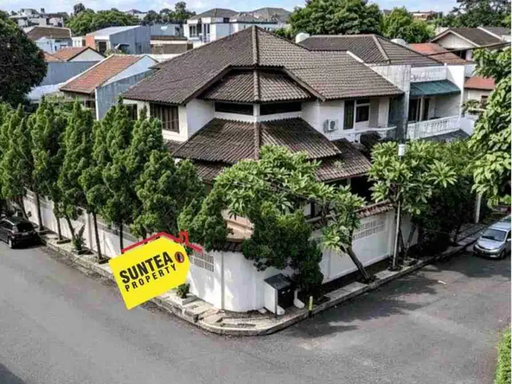 Rumah Hook 2 Lantai Lokasi Lebak Bulus Dekat MRT, L0436