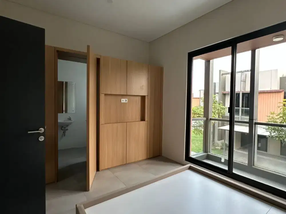 READY RUMAH BATALAN DI BSD - FULL FURNISH!