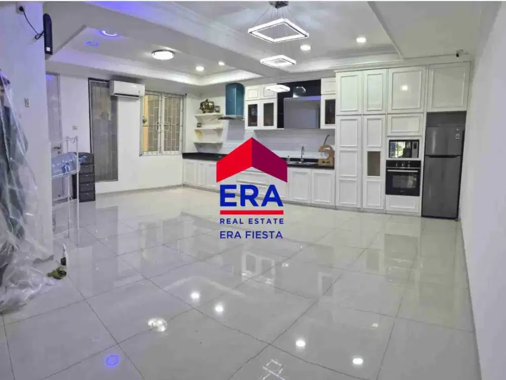 Disewakan Rumah Full Furnished Dekat Mall dan Akses Toll di Modernland Tangerang