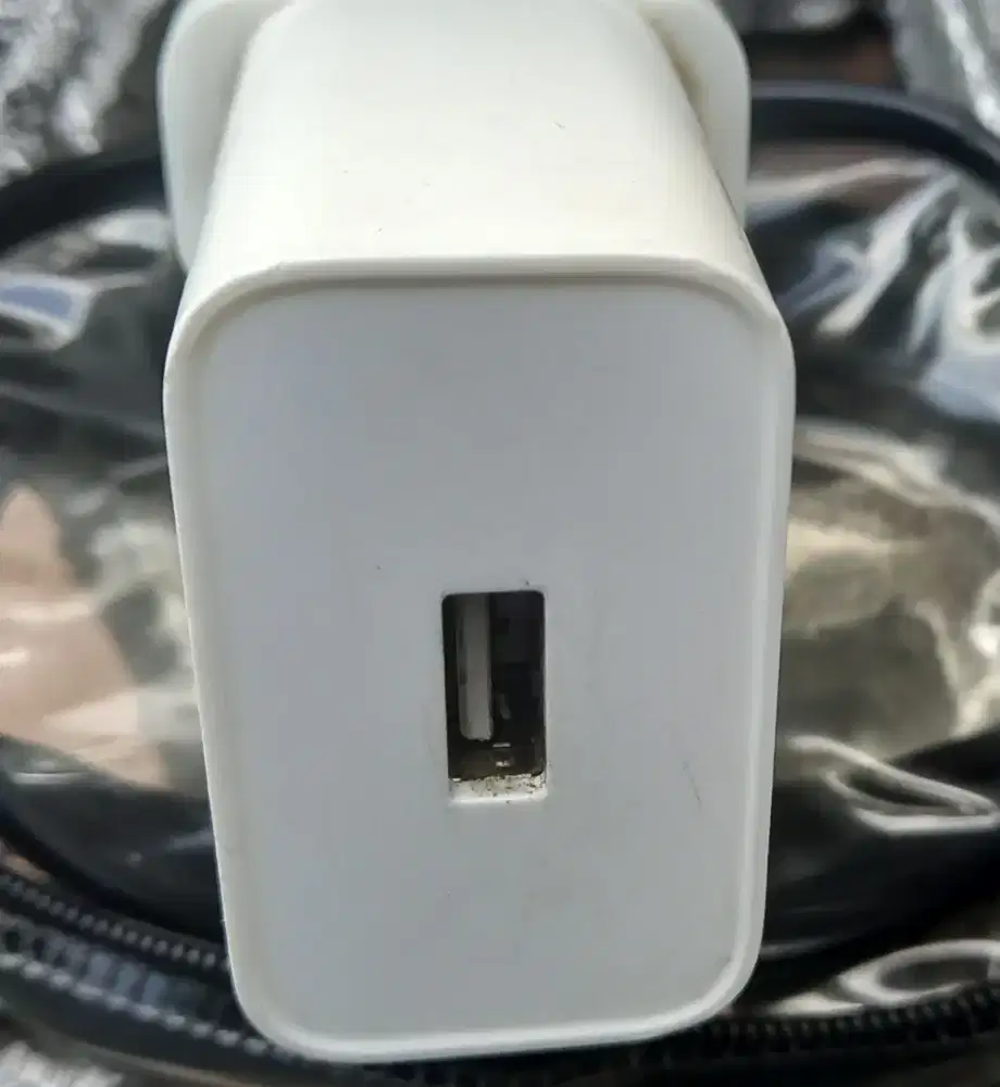 Charger Original Istimewa
