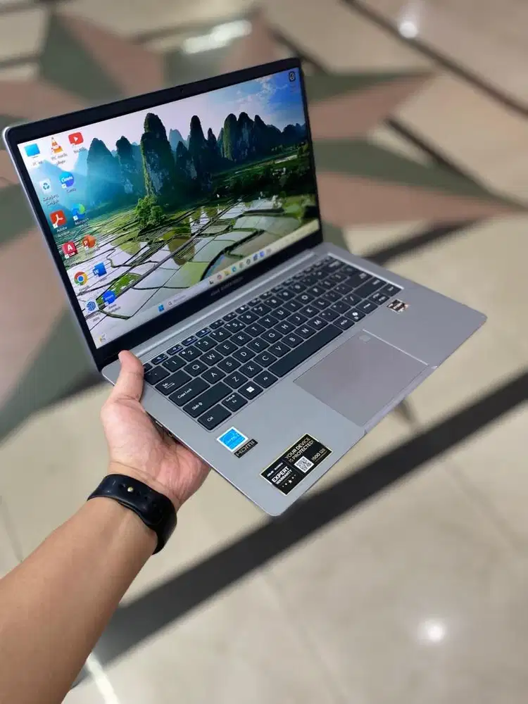 ASUS EXPERTBOOK PM1403CDA