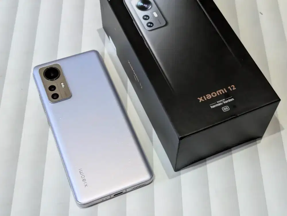 Xiaomi Mi 12 5G 8-256Gb