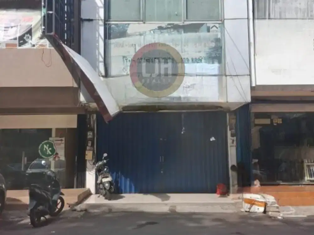 Ruko 3 Lantai Dijual di Boulevard Raya Kelapa Gading Jakarta utara, Lokasi Stategis