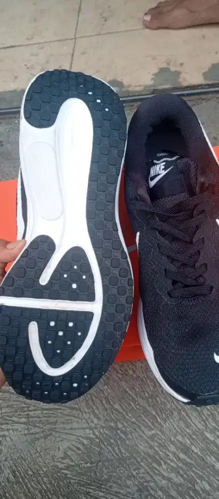 Jual sepatu nike