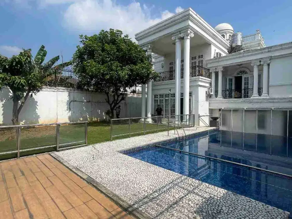 DiJual cepat Rumah di Bulevard utama