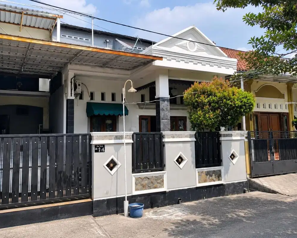 DIJUAL RUMAH  SIAP HUNI