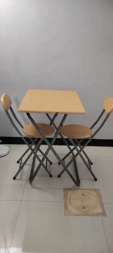 Dijual meja kursi makan minimalis