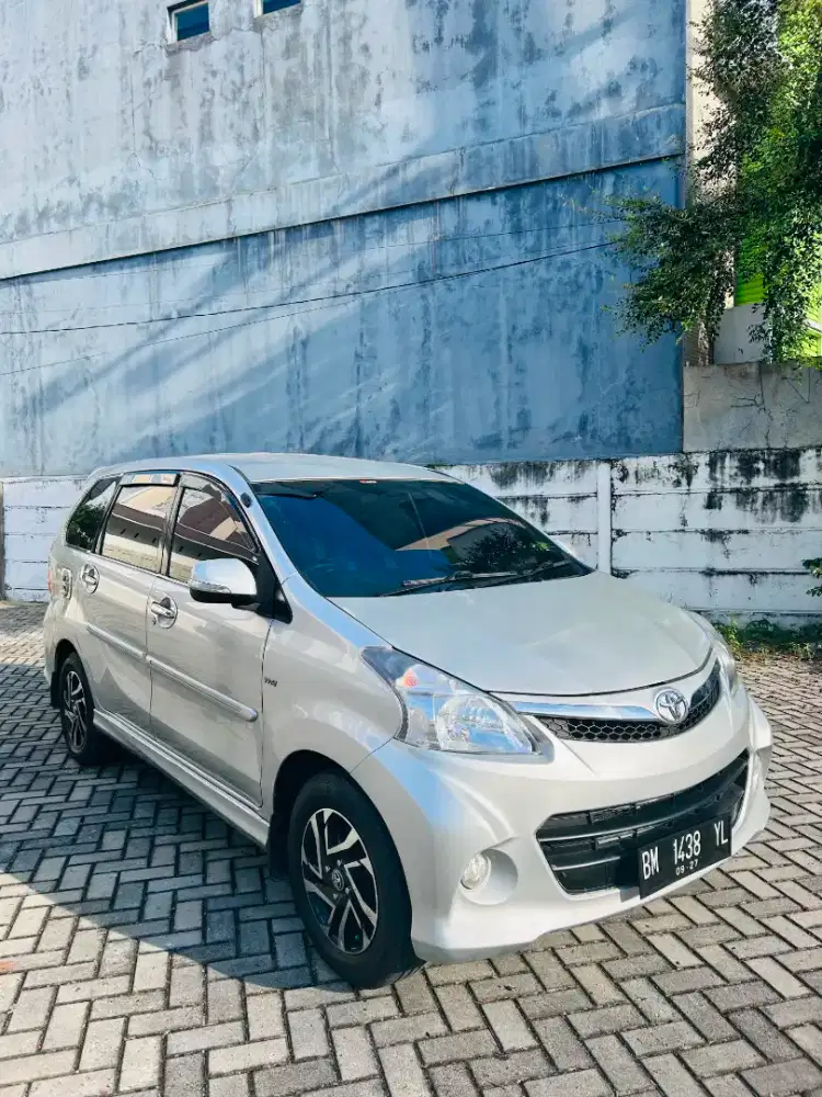 Veloz 1.5 AT 2012 low KM 80rb Plat BM pajak hidup