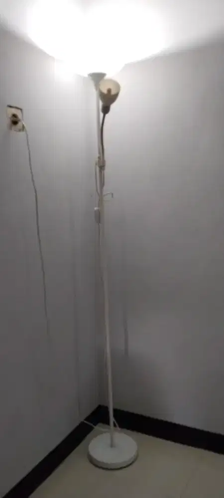 Lampu lantai isi 2