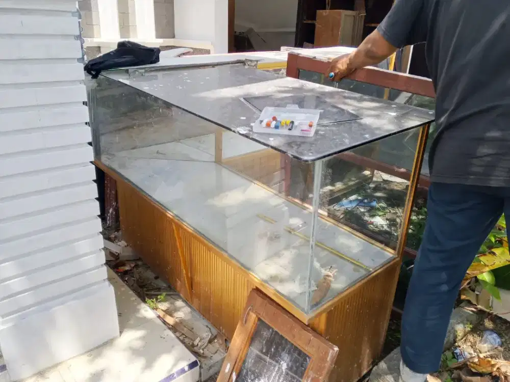 Lemari ponsel,jual Murmer