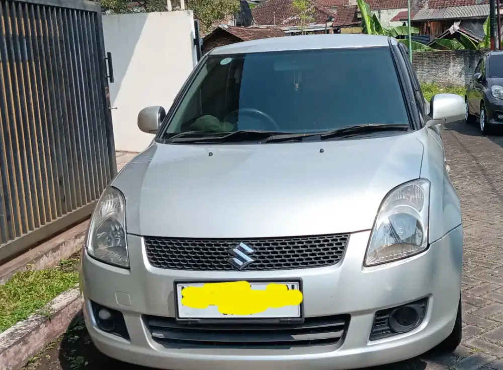 Suzuki Swift 2009 Bensin