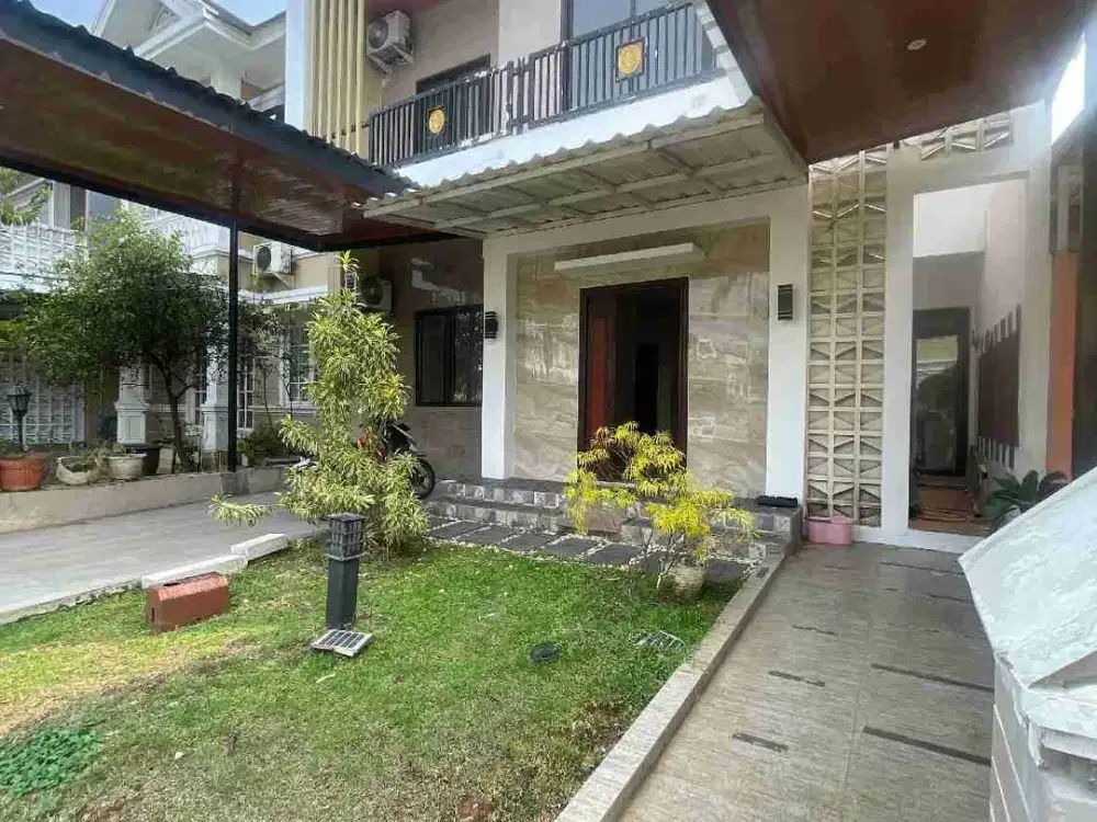 Dijual cepat Rumah 2 Lantai siap huni