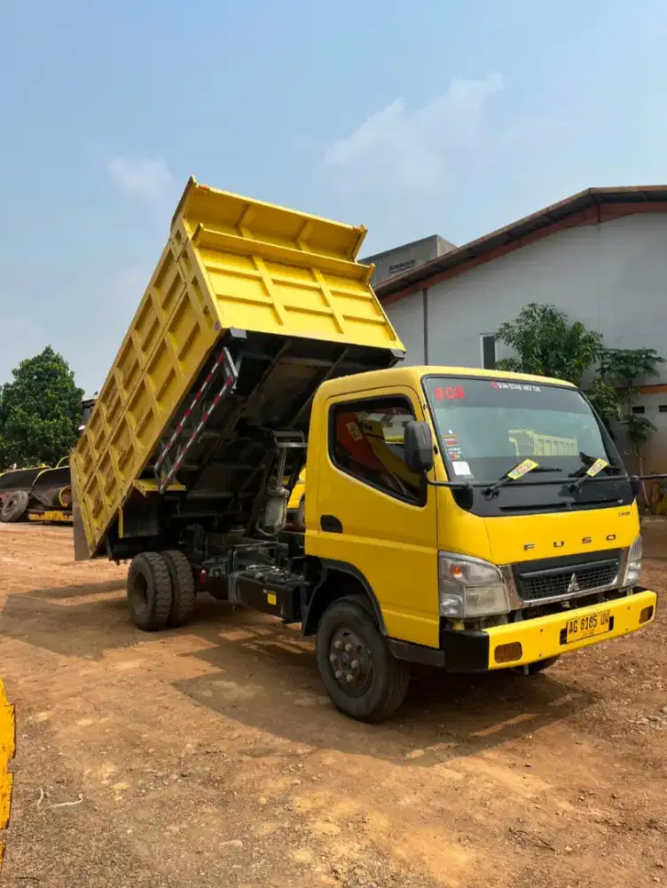 Mitsubishi Canter FE84 SHDX Tahun 2024