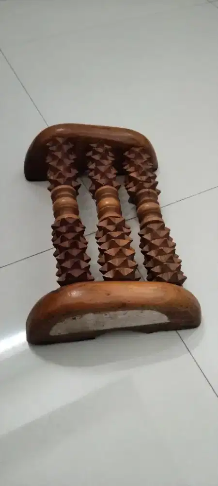 Alat pijat kaki