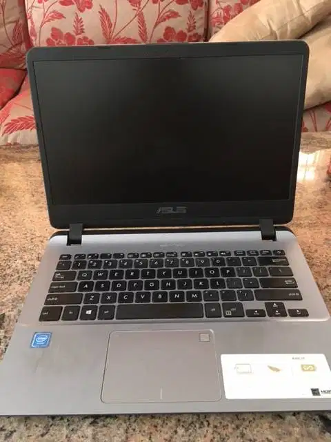 Laptop Asus A407MA Second Bandung Masih Mulus Gan