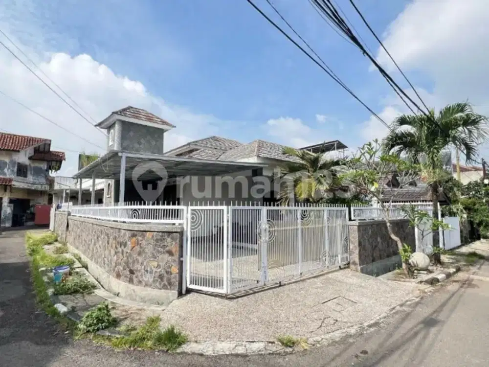 Rumah Bagus Posisi Hook di Ujung Berung Indah Bandung