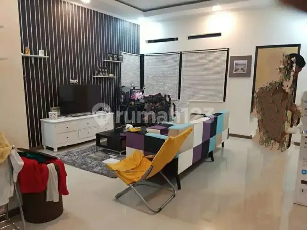 Rumah Bagus 2 Lantai Siap Huni di Antapani Bandung
