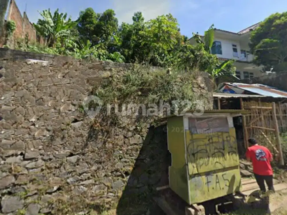 Tanah Matang Upslope di Tubagus Ismail Sayap Dago Bandung