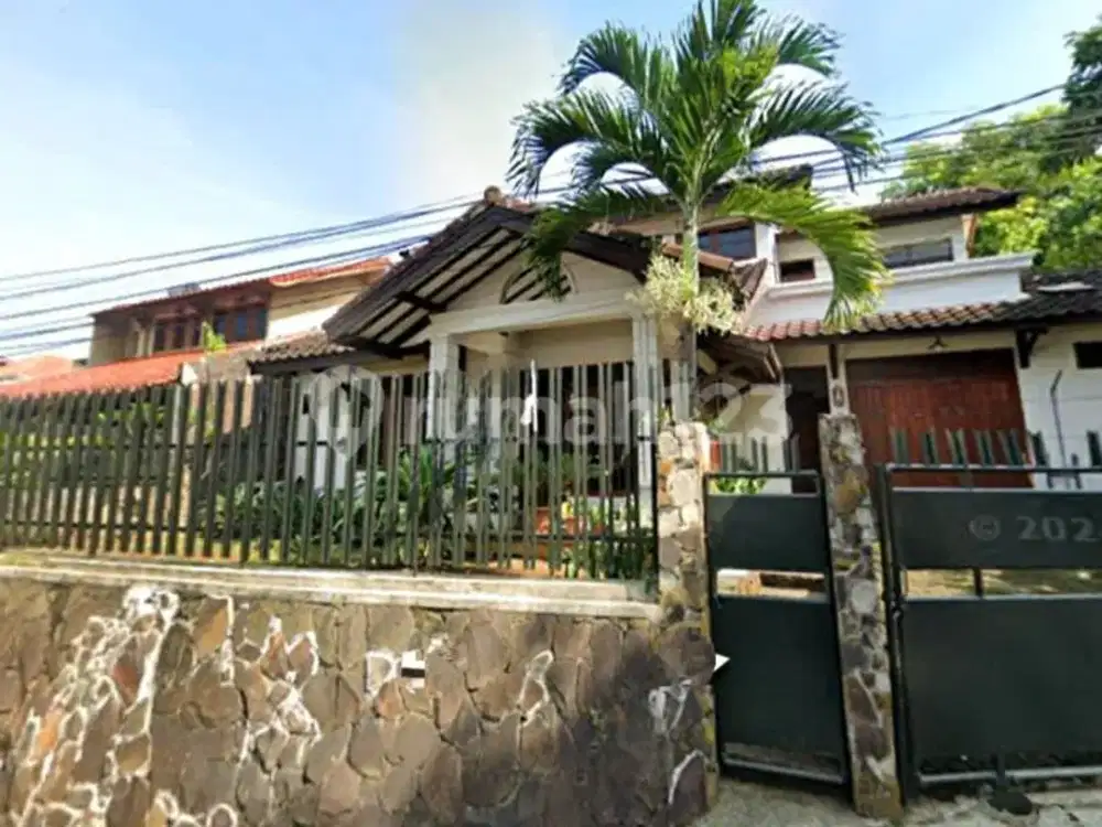 Rumah Terawat Lingkungan Sejuk di Awiligar Cigadung Bandung