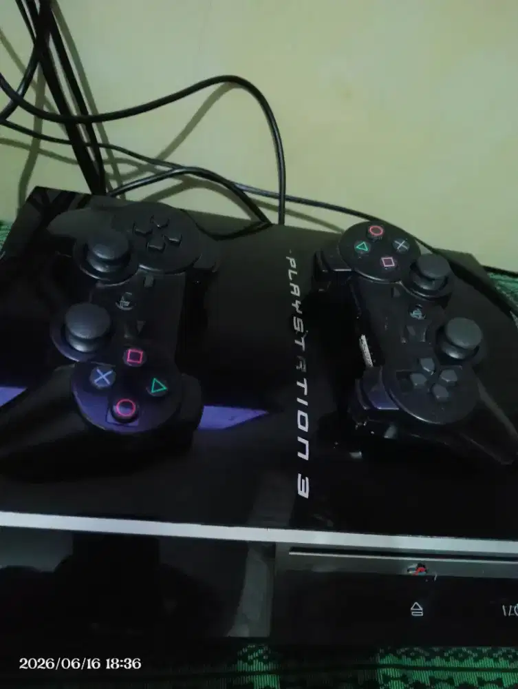 Dijual PS 3 fat 320GB