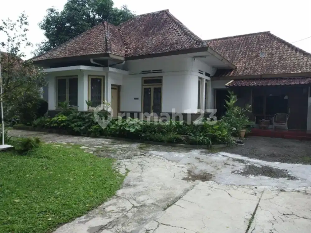 Rumah Belanda Sayap Cipaganti Bandung