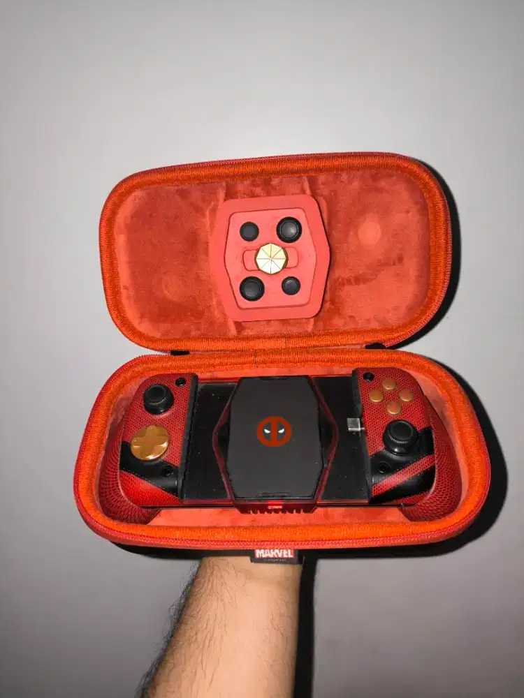 GAMESIR X3 PRO DeadPool Edition
Mobile Gaming Controller