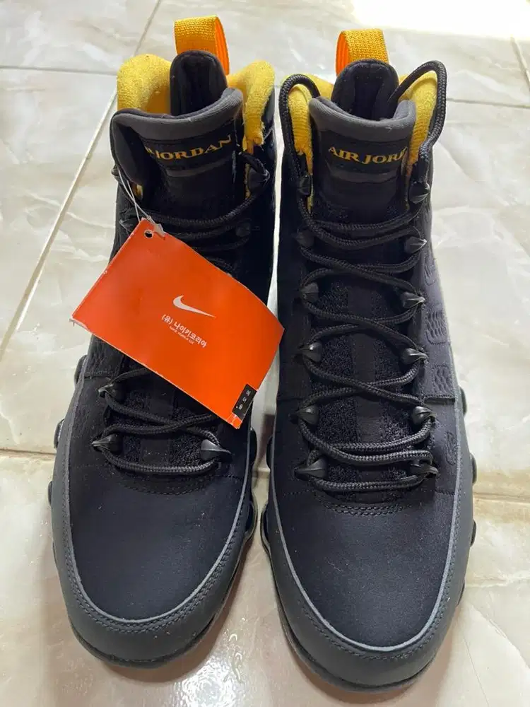 Air Jordan 9 Black Yellow