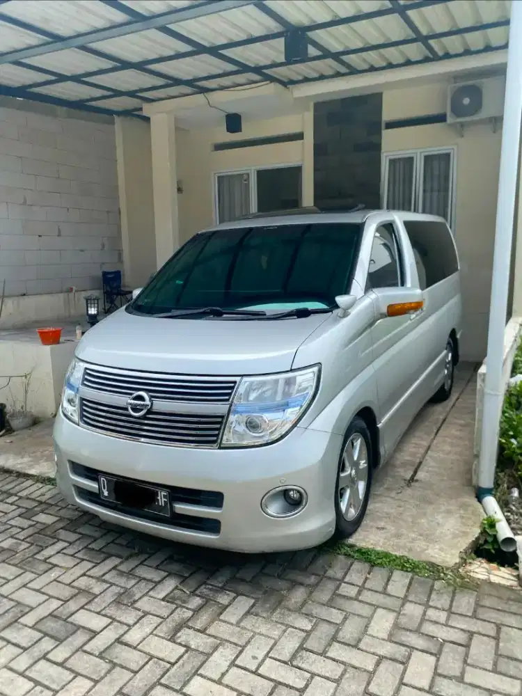 Nissan Elgrand 2008 Seri 3 Pajak 1 jutaan istimewa