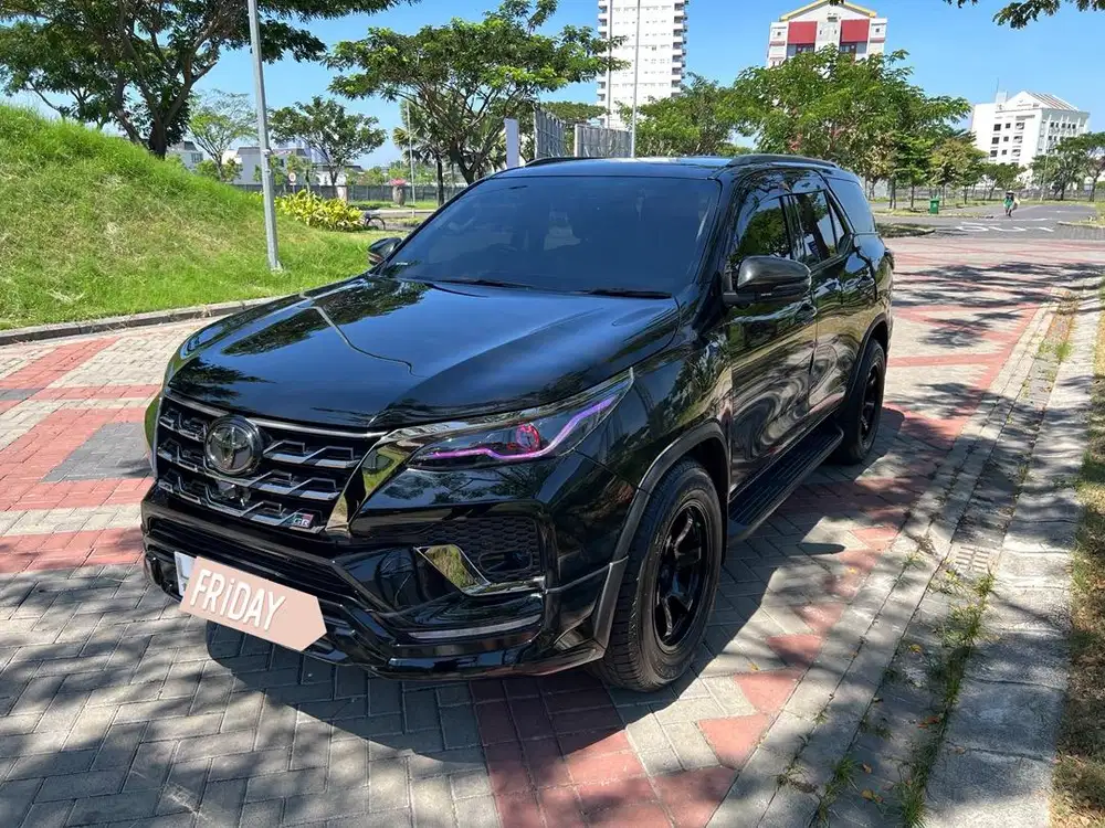 Toyota Fortuner 2.8 GR 2023 pmk 2022 Original cat no pajero dakar