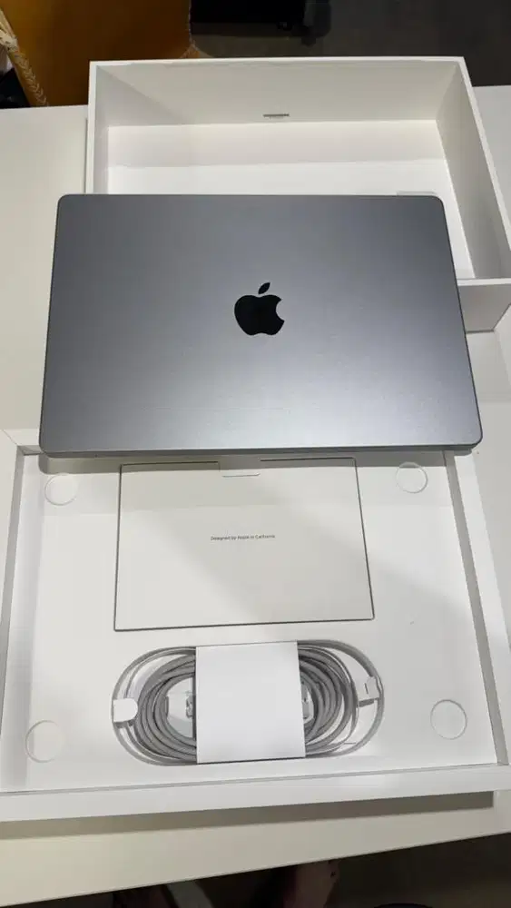 Macbook Pro 2023 14 M2 Pro 16GB RAM 500GB SSD