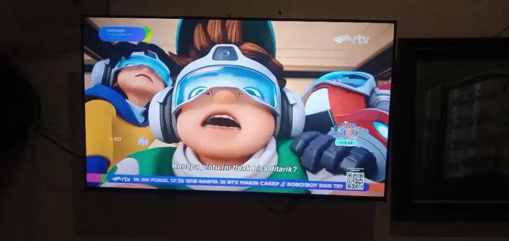 Tv LED Android 43 inch Merk Akua