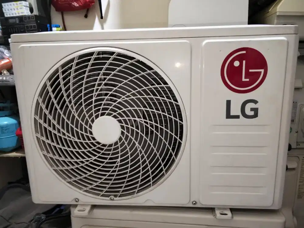 Outdor ac setengah pk LG orisinil