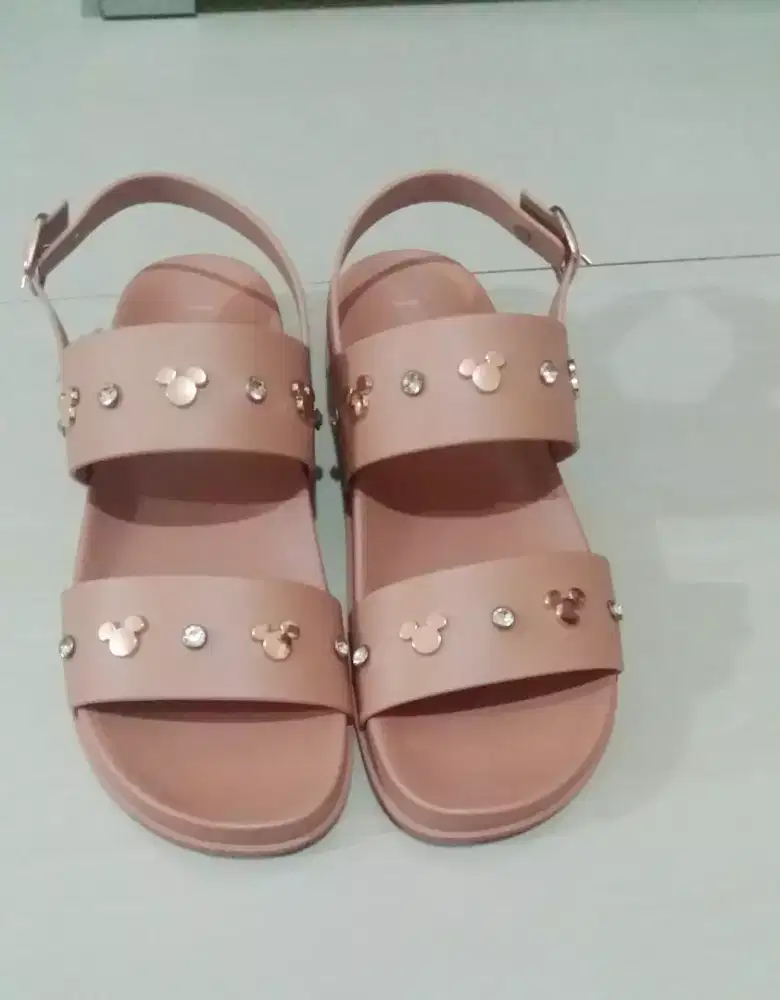 Sandal wanita Nevada Mikey Preloved ori