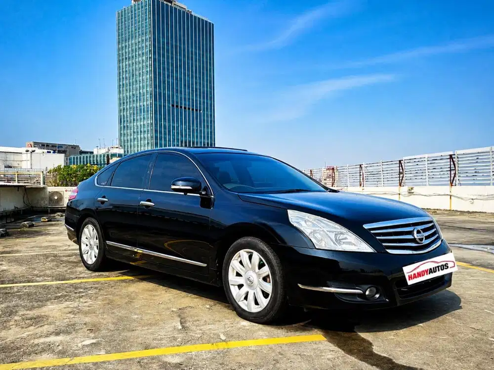 Nissan Teana XV Sunroof 2011 Automatic Hitam