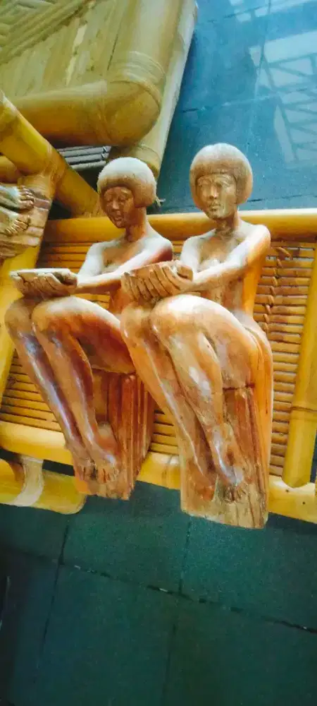 Pajangan dinding ukiran BALI