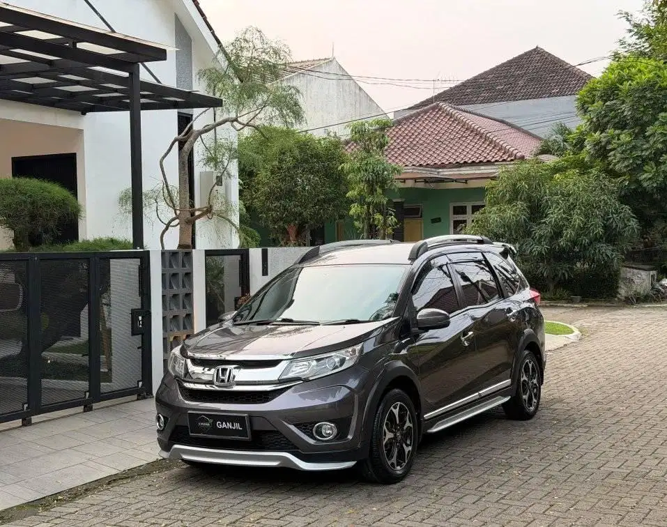 Honda brv 2017 Prestige AT Matic model 2018 non E