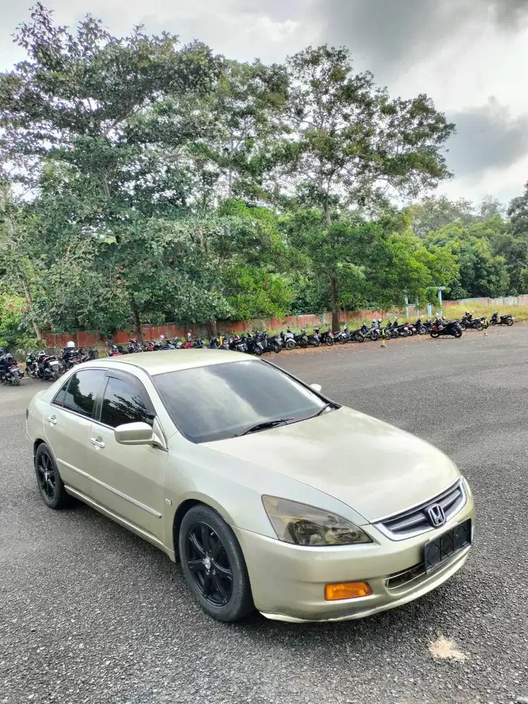 Honda Accord 2003