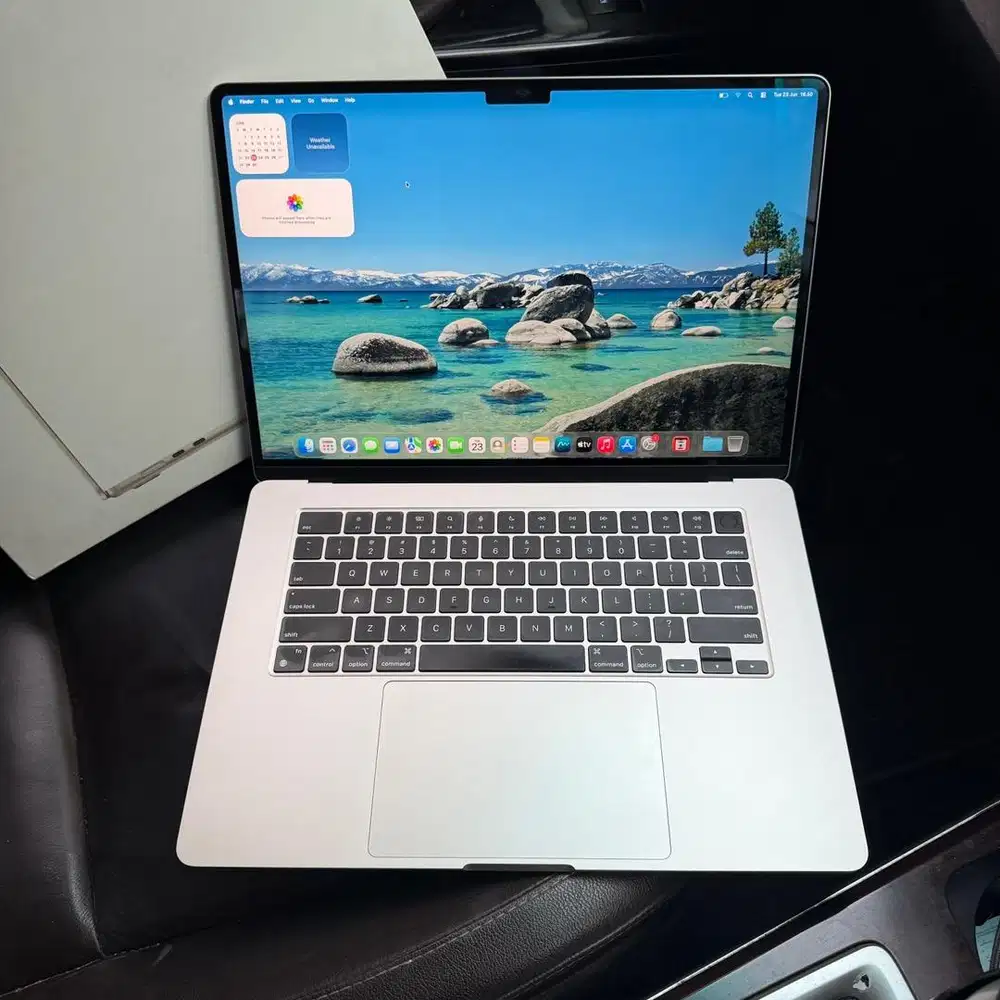 (iBox) Macbook Air M3 15 inch 16/256 Fullset Original Like New BH 100%