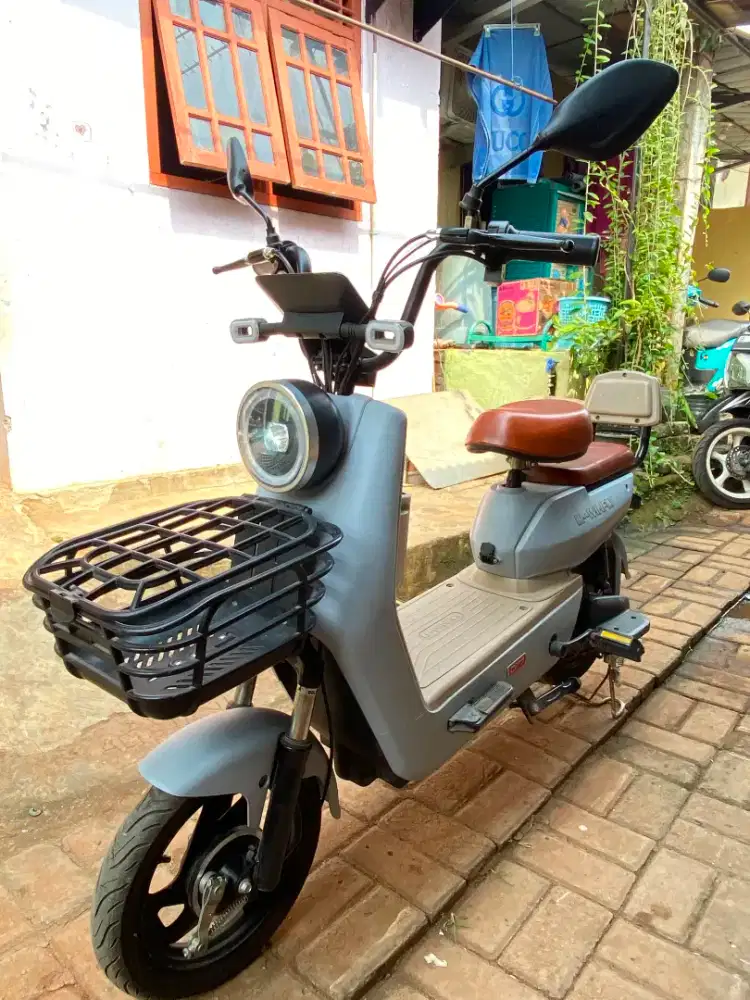 sepeda listrik uwinfly D7S