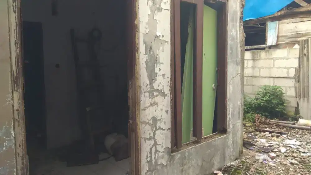 Jual Tanah kosong dan bangunan tua siap bangun murah
