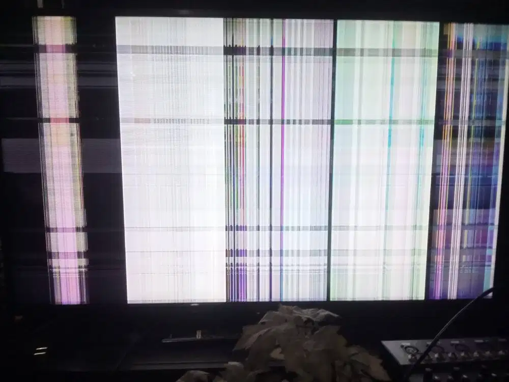 TV Panasonic 43 inch Minus