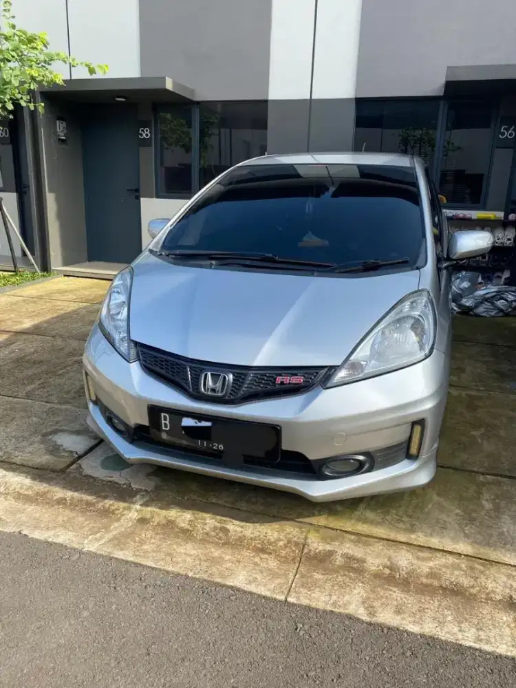 Honda Jazz Silver AT 2011