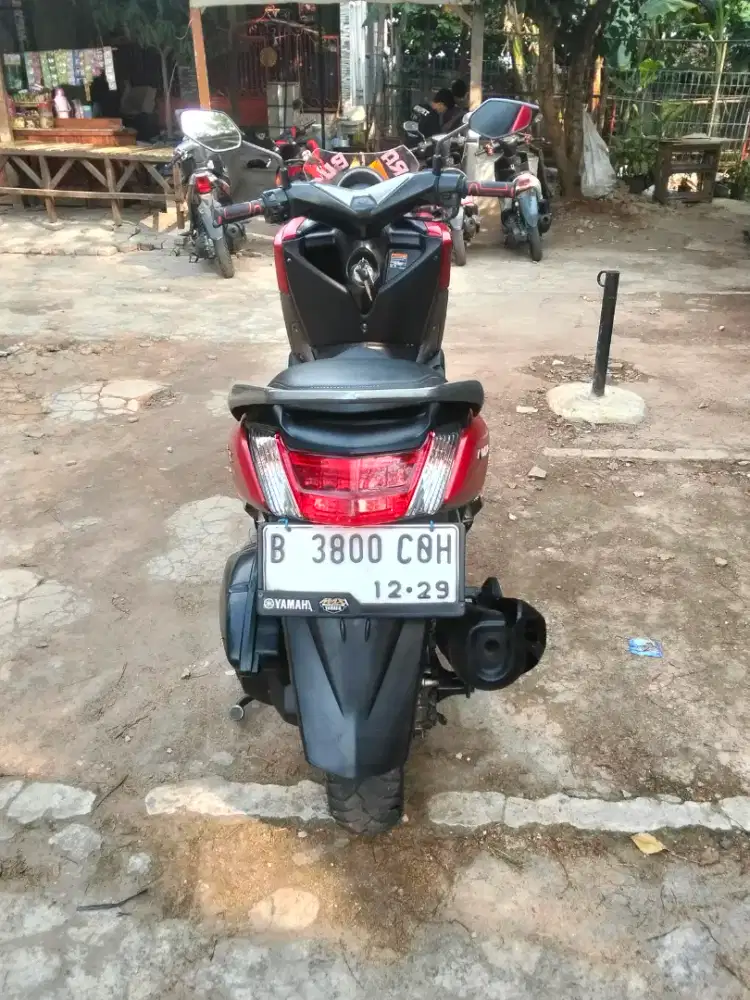 Jual motor Yamaha NMAX tahun 2019
