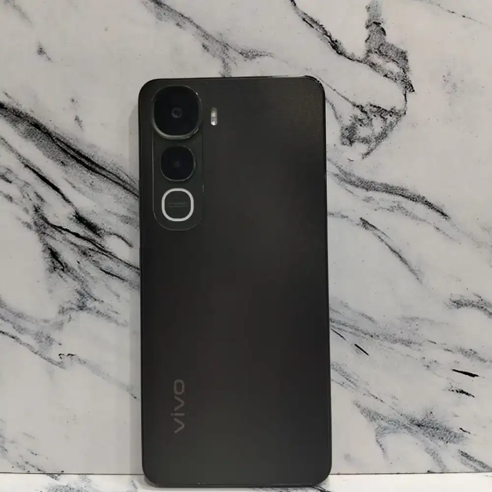Second Vivo Y400 8+8/128GB hrg 2500 ex display